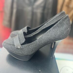 Nine West size 9.5 heels